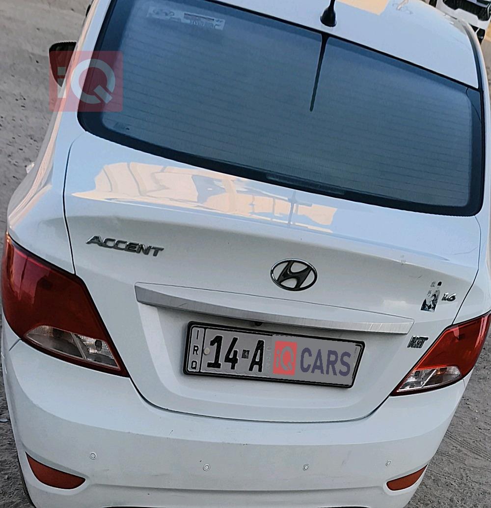 هیوندای ئەکسنت